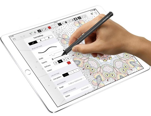 Styli penna capacitiva per iPad con ricarica tramite micro USB, la mia prova