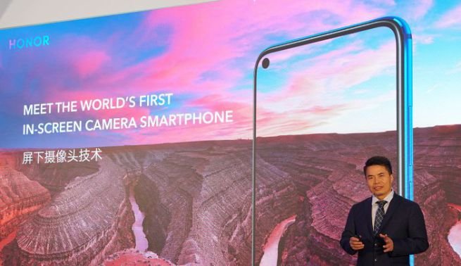Honor View 20, schermo All-View e fotocamera da 48 MP