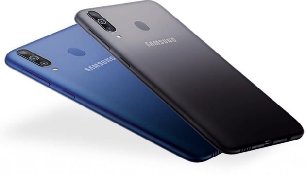 Samsung Galaxy M30, schermo Infinity-U e tre fotocamere posteriori